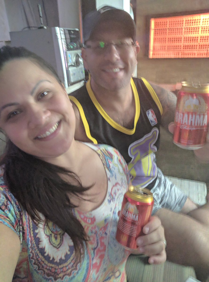 fernandamarchii's tweet photo. Hoje estamos aqui curtindooo meus ídolos #JeMBrahmaLive https://t.co/kLRlc2hiX0