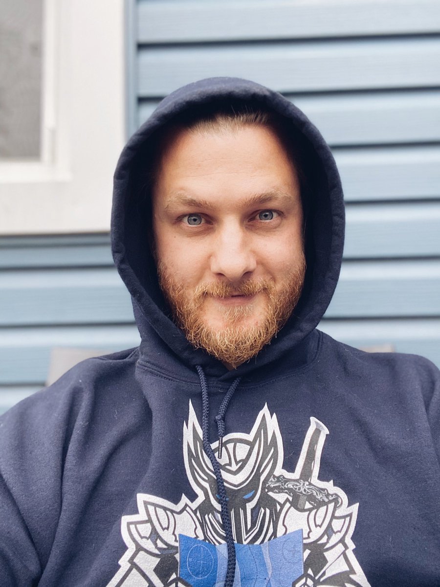 T_Lost_Explorer's tweet photo. Enjoying some time outside before tonight stream. Tonight at 7 we’re getting dubs in Warzone! See you there!
#Warzone #Dubs #Snipes #Merch
#Canadian #Twitch #Streamer #VarietyStreamer
#TheLostExplorer #LostNation #GetLost https://t.co/ZLwmSp7wLV