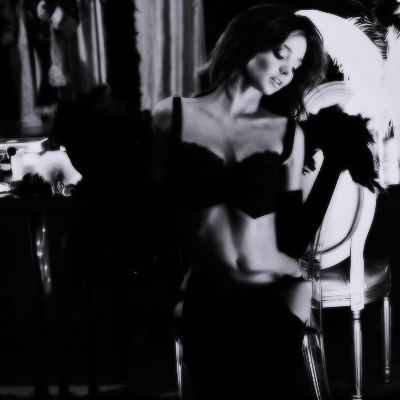 𝐀 𝐬𝐞𝐧𝐬𝐮𝐚𝐥𝐢𝐝𝐚𝐝𝐞 𝐞́ 𝐨 𝐩𝐞𝐫𝐟𝐮𝐦𝐞 𝐝𝐚 𝐚𝐥𝐦𝐚.