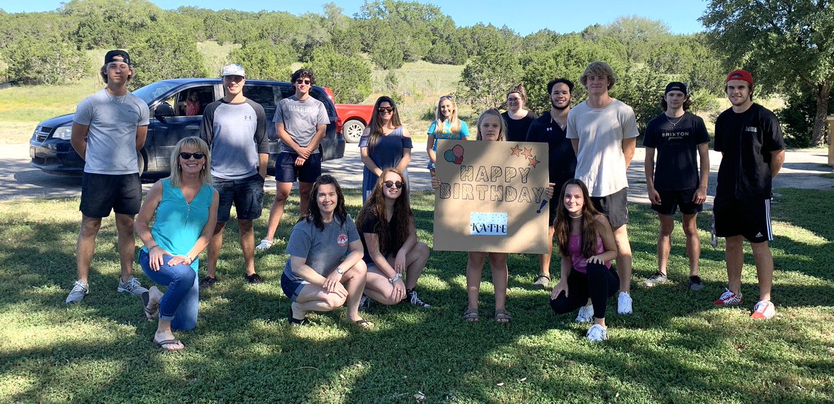 ccole8_'s tweet photo. Thank you to everyone who helped me make Katie’s Birthday so special ! ❤️ https://t.co/dm9ubnbTCT