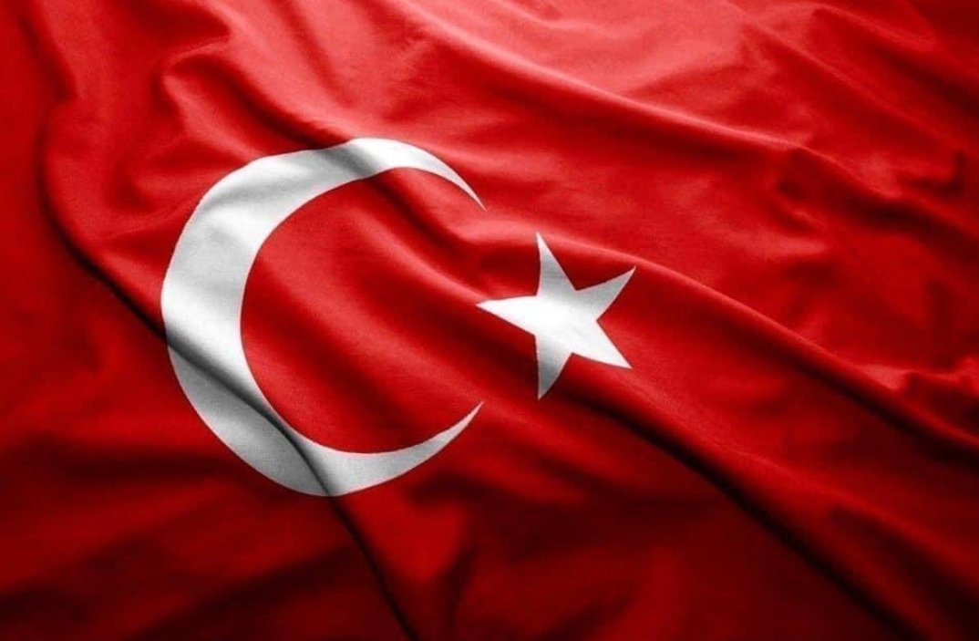 HTaninmis's tweet photo. Ne ilk hainliğiniz bu,ne son kalleşliğiniz ; iftar vakti şehit olan yiğitlerimize Allahtan rahmet ,ailelerine sabır diliyorum #Bitlis #şehitlerölmez https://t.co/zfAvZKL0kn