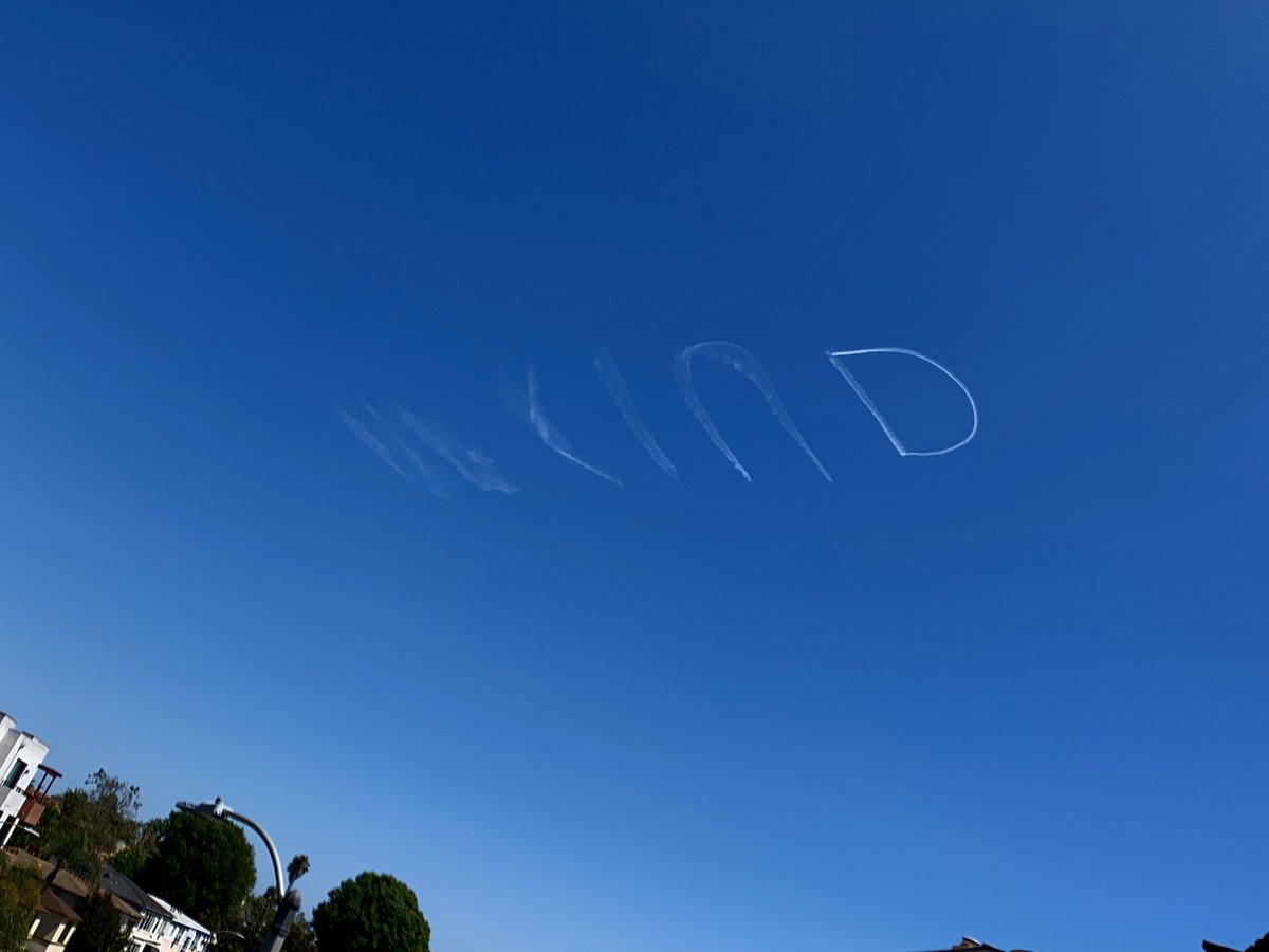 People: “why can’t the universe just give me a sign”

Universe: