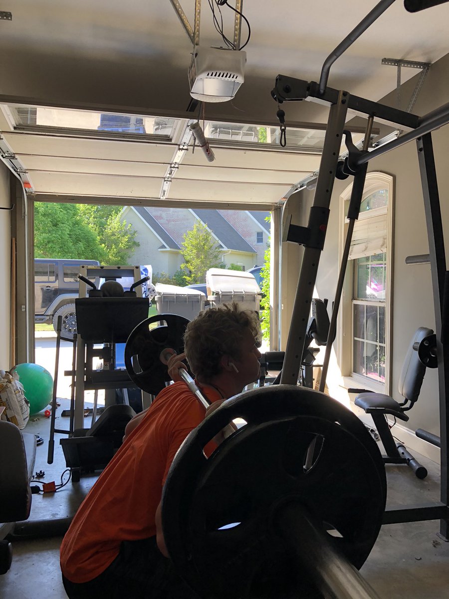 Brad_33's tweet photo. @TBCJonesboro @LaytonHolifield Home gym a little anemic, in need of an iron donation. Don’t stop grinding it will pay off. https://t.co/MnK2FWPiWR