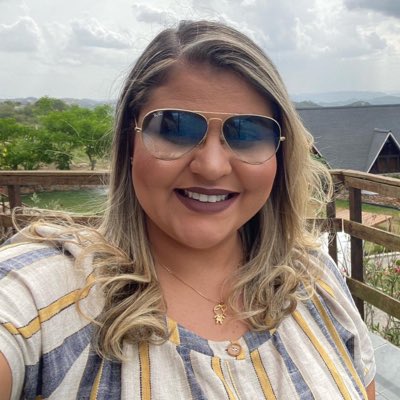 LuuisaLaais's tweet photo. #NovaFotoDoPerfil https://t.co/mhFB6ssPCo