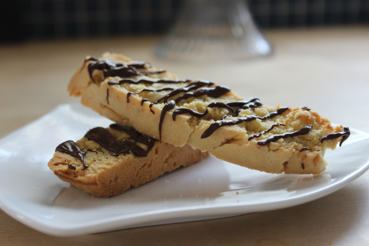 Almond Joy Biscotti dlvr.it/RVv6kn