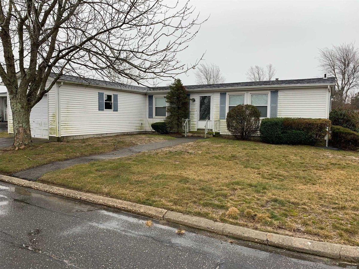 KalliSuarez's tweet photo. The long house hunt is finally over. Contact me now for a showing! #homesforsale  https://t.co/L2dzWyUIFC https://t.co/YeW9Puzgba