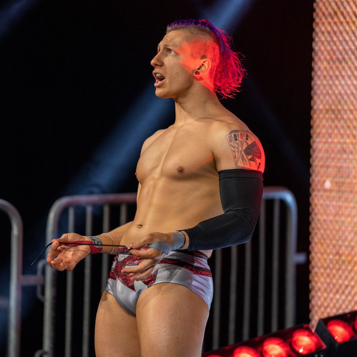 The_Ace_Austin's tweet photo. Still the #XXXDIVISION champion of your heart 💘
#AceOfHearts
📸: @beezzzzy
#PurePoetry #OneTrueAce #GrindAndShine #ExtraBeefaroni #MakingMyOwnLuck https://t.co/XLQ94BfvRq