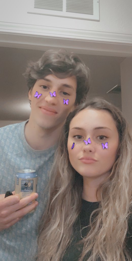blapergola's tweet photo. happy bday Jesse🥳 @FornataroJesse https://t.co/sLMBbQWxfF