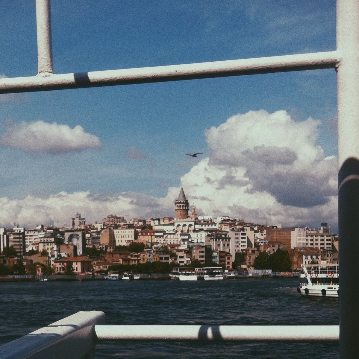 melikelop's tweet photo. nasil olsa uyudugum yok, buyrunuz #istanbul https://t.co/rMU1NtJRZ6