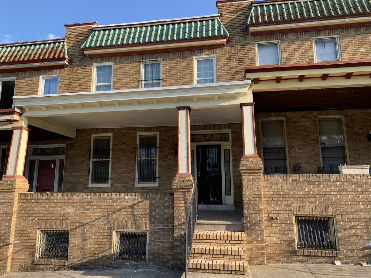 SOdagbodo's tweet photo. I purchased this property last year with the primary and secondary investment plan. A couple months later this home is ready for a lovely resident, execution! #fixingbaltimore
#rehabilitation #landlord #realestateinvesting #execution https://t.co/mQqi78ssSm