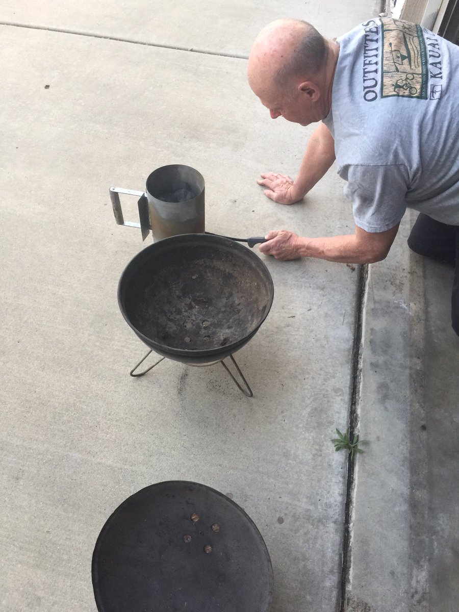 SpaceDr_Padma's tweet photo. #FRONTYARDBBQ https://t.co/DBly8wwWip
