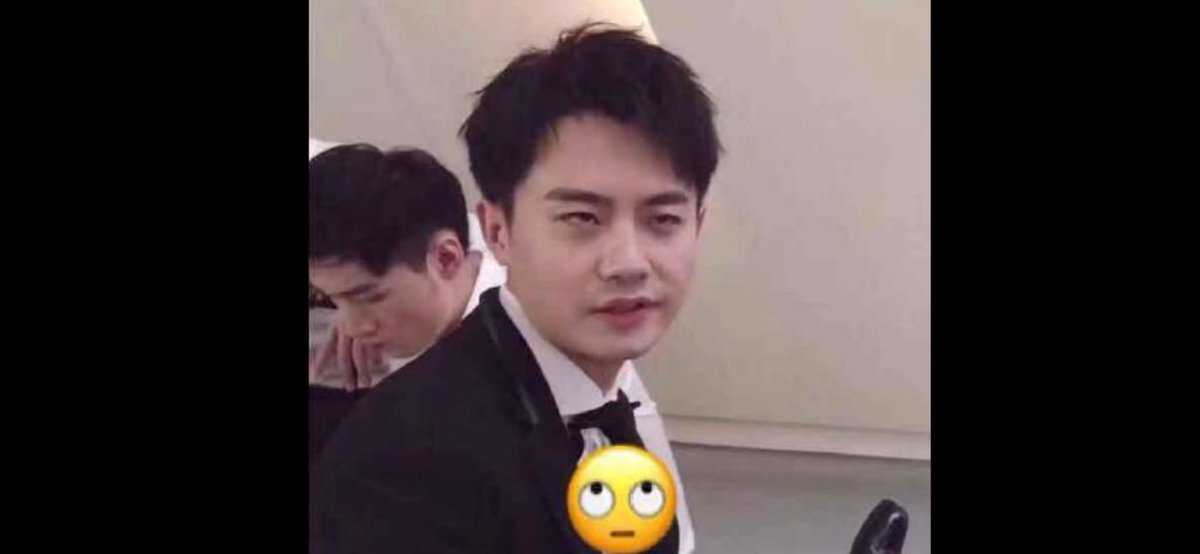 ZhaoYue always rolling eyes when he is with DongPan and Xuxu  Cant stand his own son and son in law uniqueness 