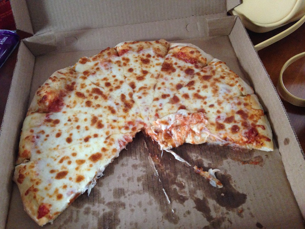 ried1024's tweet photo. #SpiritWeekOhio #PizzaDay https://t.co/95v3v8xEXa