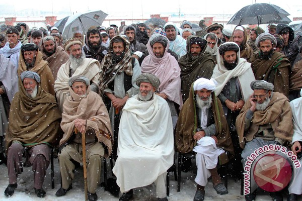 Roster For Fran Tournament! Catch the old men playing in the @FRANA_OW community tournament. Hopefully we wont lose a old man to cardiac disease while we make our way over.

 🛡️ @J4R3W
 
 🛡️ <a href="/TrainCloudOW/">TrainCloud</a>
 
 ⚔️ <a href="/Horthic/">Horthic</a>
 
 ⚔️ @OverwatchHazard
 
💉@Shinobi_Madero

 💉 @F4LLEN_OW