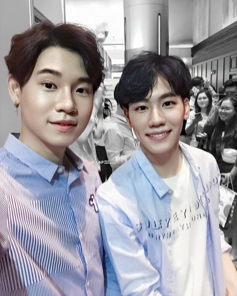 rjb8765's tweet image. can we plz just have a series with just #VeeMark i love them so much and they stole my heart right from the start 😍😍 @enoflove #EnOfLoveTheSeries #ENDOFLOVEep8 #LoveMechanics #yinwar #yinyin_anw #warwanarat