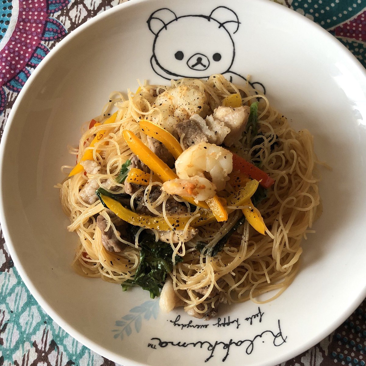 ともみん おつまみは 生春巻きとビーフン うちごはん Twitter家庭料理部 生春巻き ケンミンの焼きビーフン 料理好きな人と繋がりたい 焼きビーフン うちで過ごそう Stayhome お腹ペコリン部 おうち居酒屋 T Co Dqeh9mc9pa
