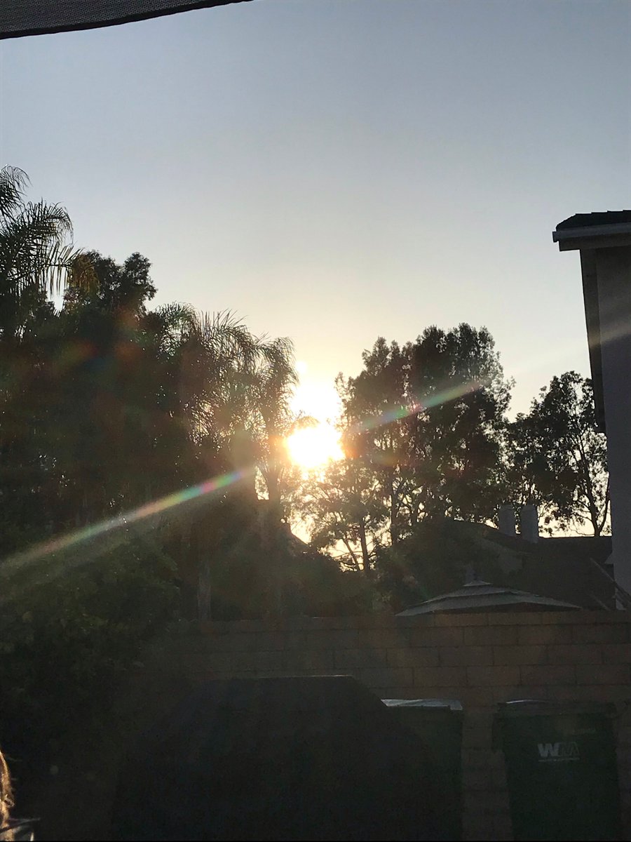 KoriLCarothers's tweet image. Looking at the sunset from our patio! You are not alone ! Sending you good vibes, love and support! 💕❤️#sunset #notalone #whattododuringquarantine #love #socal #COVID19