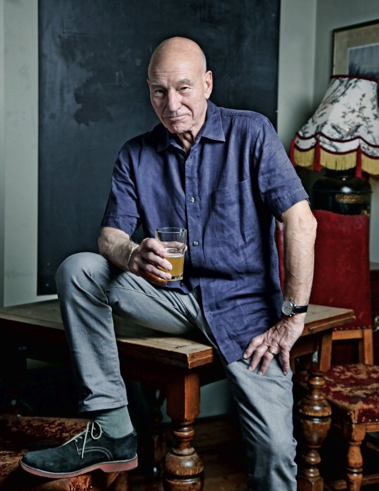 sirpat_daily's tweet photo. #SirPatDaily #PatrickStewart https://t.co/8fi3LmBrLq