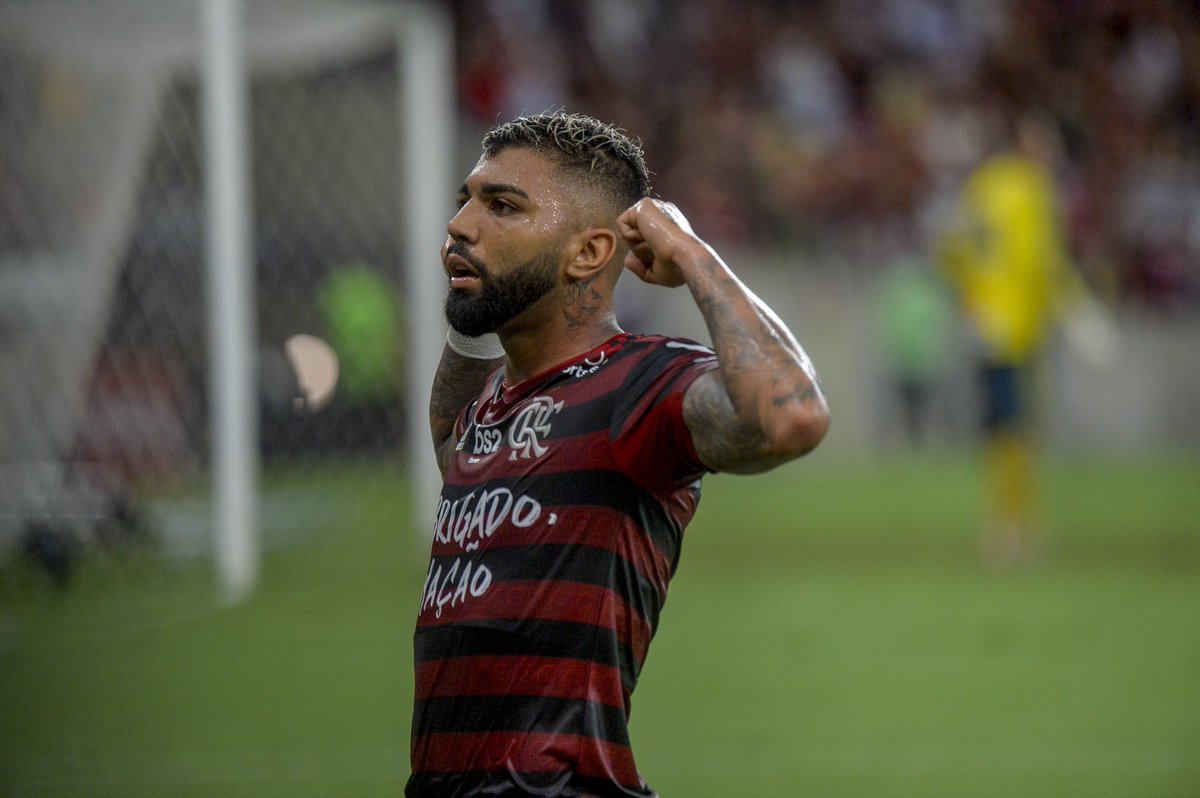 Flamengo's tweet photo. Como o Campeonato Brasileiro 2020 não pôde começar hoje, deixamos aqui algumas imagens marcantes do Brasileirão do ano passado! 🤪

📸 Alexandre Vidal e Marcelo Cortes / CRF https://t.co/nQWtwYRLp9