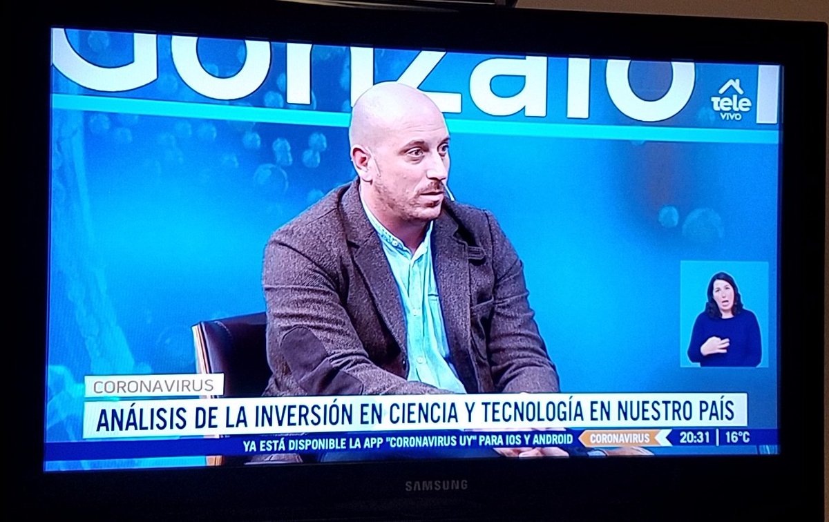 danielaht's tweet photo. En horario central, 3 canales uruguayos entrevistaron a científicos para hablar de cómo la ciencia beneficia a la sociedad. Y cada vez ocurre más seguido. Como periodista científica estoy feliz. Deseo también que la especialización periodística en ciencia sea más valorada. https://t.co/Iv0bpk7vlB