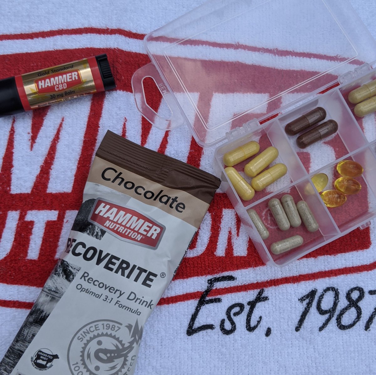 whitejk22's tweet image. RT #hammernutrition A nice little recovery kit here, just add water #recoverite
.
Can you name all the supplements in the capsule organizer?
Let us know below!