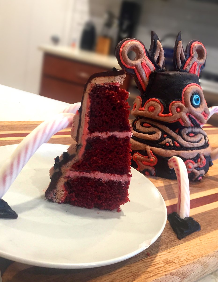 DelaneyJanuzzi's tweet photo. me: should I bake something or play Zelda
my brain: yes https://t.co/KaI2l8wBoC