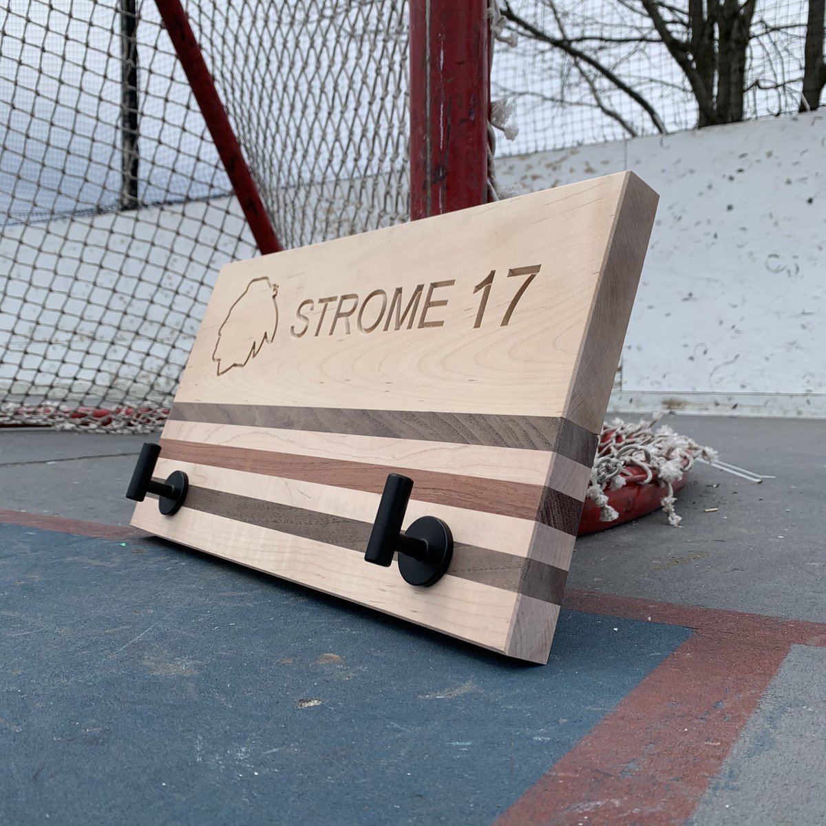 GreyWolfCustoms's tweet photo. Custom hockey stick holder! #GoHawks https://t.co/MM7lsE8I5D