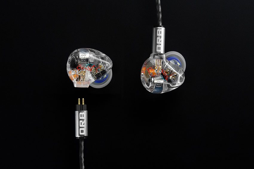 FUJIYAAVIC's tweet photo. フジヤエービック、春のヘッドフォン祭2020展示会に出品を予定していたイヤホン"ORB CF-IEM Stella"の受注を5/2より開始。1BAのCF-IEMに対しStellaは2BA構成となりレンジが拡大。6種類のプラグと3種類のケーブルの組合せからオーダー。 #orbhighend #cfiemstella #cfiem https://t.co/FrE8pdDxKl https://t.co/C6o1Rgk7OD