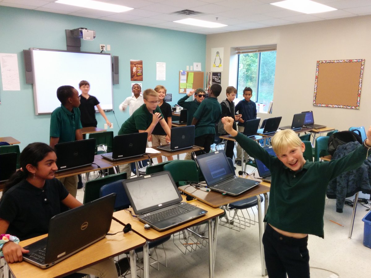 studoeslinux's tweet photo. #Linux + used computers = More Kids Learn!
And it won't break a school's budget. No down side here.
Is there a school out there that wants to join us? If so, msg me.
#PenguinCorps #opensource #distancelearning #digitalequity #digitaldivide #thisisfixable https://t.co/KVJrKNupFj