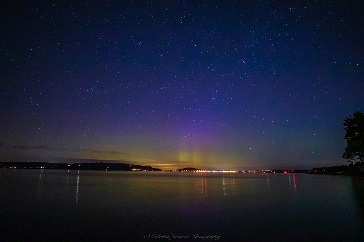 The Aurora Borealis with the Hood Canal Bridge #ThePhotoHour #pnwonderland #washingtonisbeautiful #onlyinwashington #pnwisbeautiful #destinationwashington #destinationpnw #komonews #king5 #kiro7 #kcpq13 #instagram