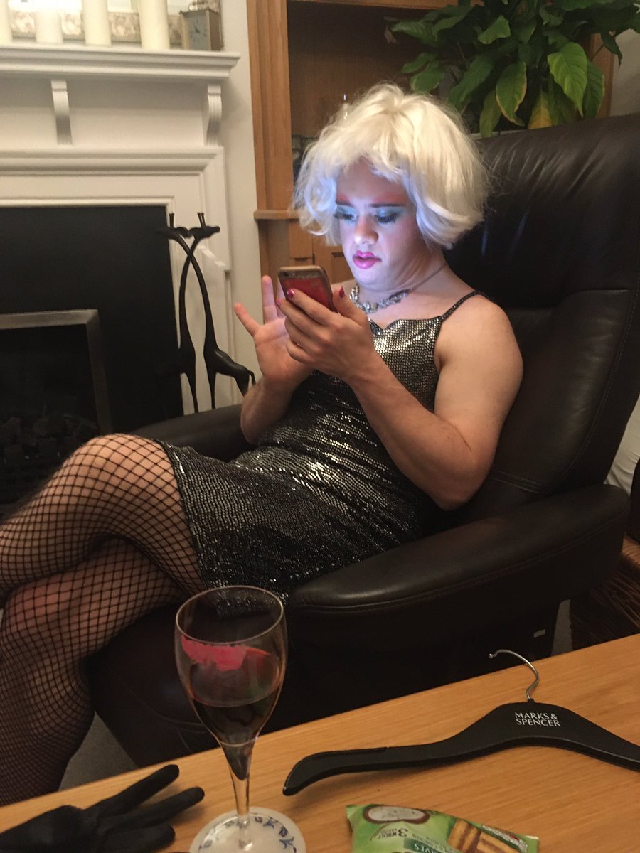 Such a successful Stay at Home <a href="/DragSyndrome/">DragSyndrome</a> event. #proudmum amazed at the cool confidence of Nikita before her online appearances
