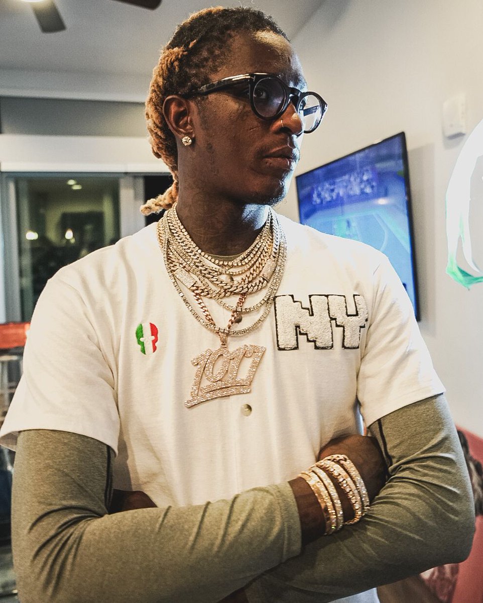 YoungStonerLife's tweet photo. What song made you a Young Thug fan ⬇️
📸 @connor.films https://t.co/gwr0JcQiSV