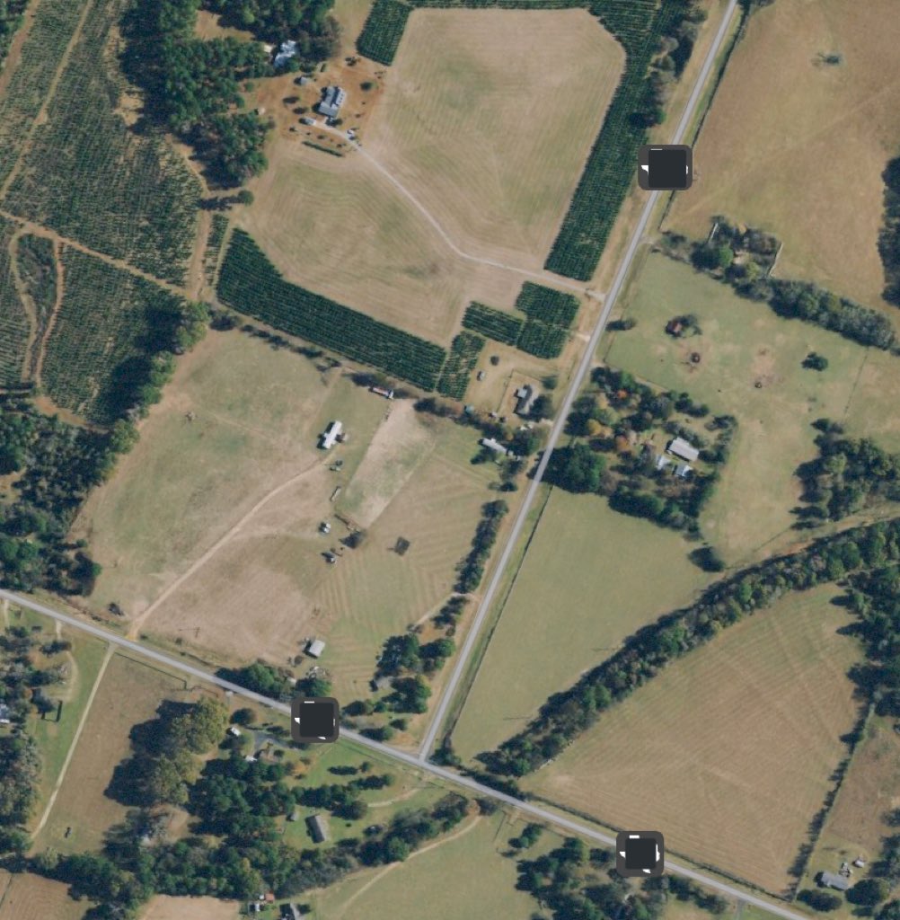 danaknich's tweet photo. i just finished this longer project today! it’s an overhead farmscape replicating that of where my grandparents’ live. https://t.co/znzBvcHAEf