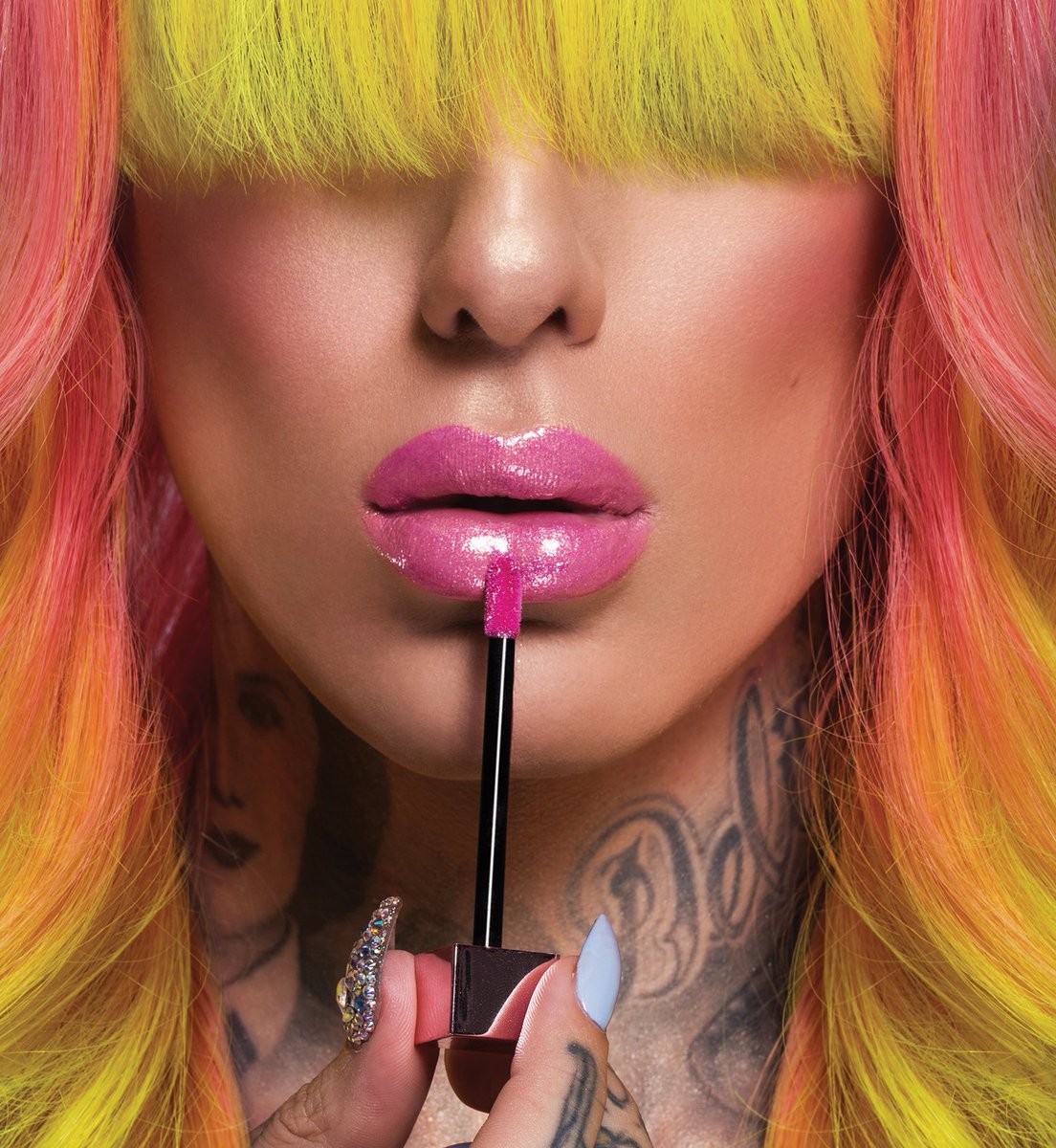 JeffreeStar's tweet photo. Scorpio Energy 💛 https://t.co/T5zBz3mam3