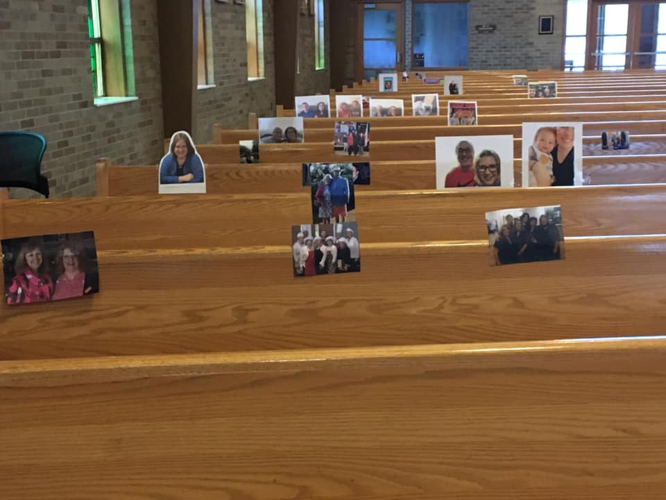SacredHeartMA's tweet photo. Our community is AWESOME ❤️❤️❤️. Our congregation is filling the pews! Keep them coming!!! #fillthechurch #inthistogether #churchisnotabuilding https://t.co/mG0lMUtBlk