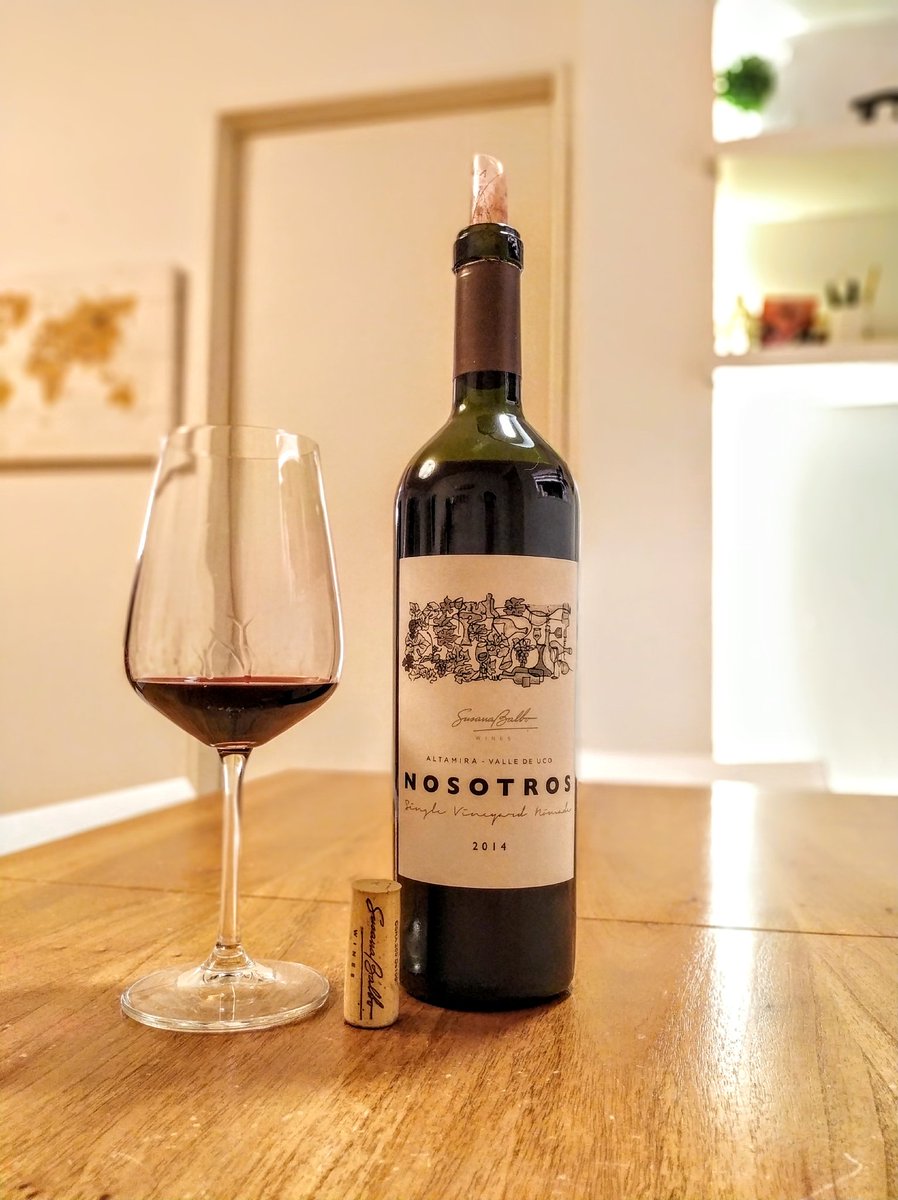 The Power of NOS... 🍇🍷🤟
.
#vino #wine #winelovers #winelover #malbec #Mendoza #Altamira #Argentina #vinoargentino #susanabalbo #susanabalbowines