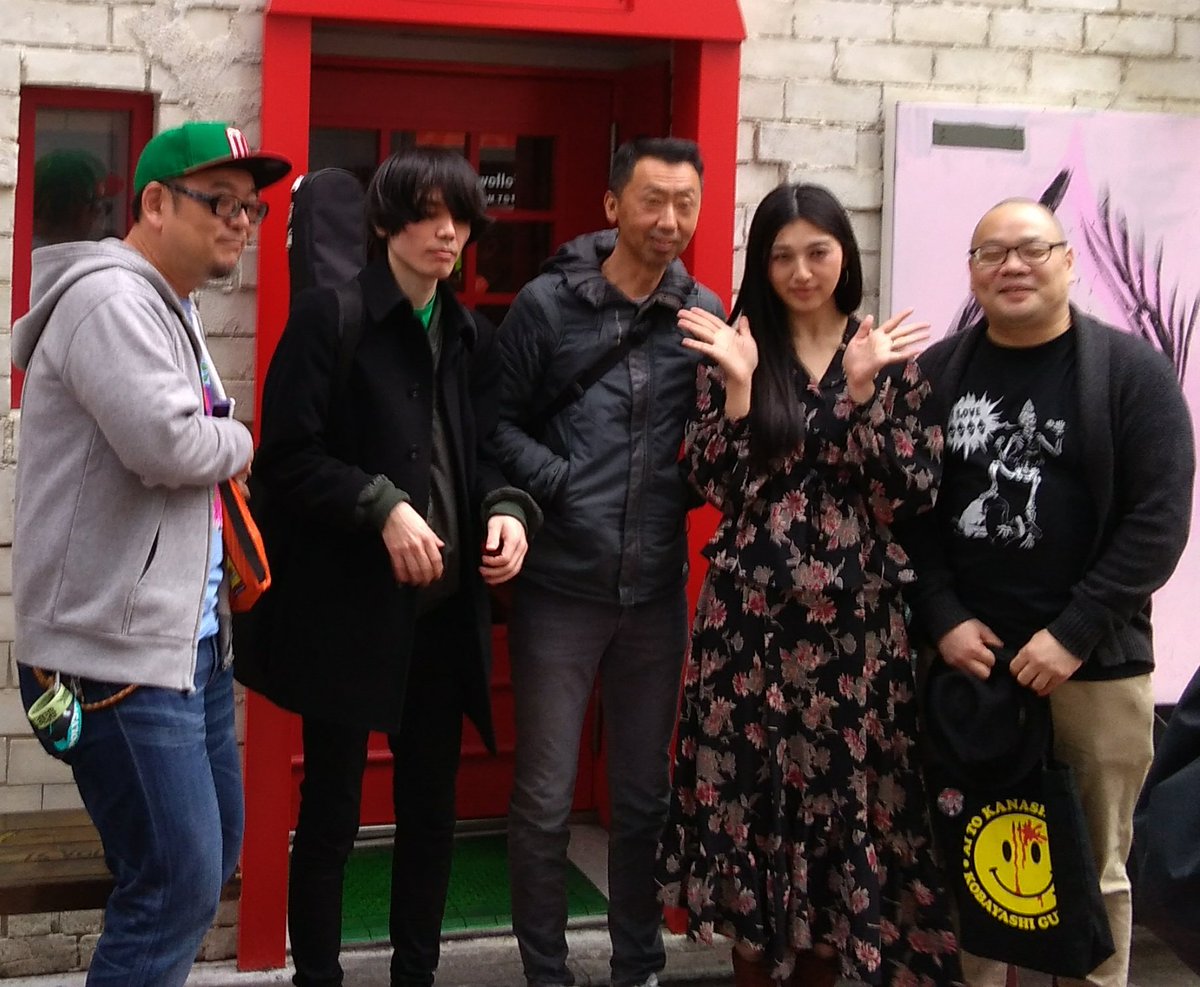 fujio_austin's tweet photo. 投票したよ🗳️
テレ東で再放送してほしいドラマはコレ‼️
「元気の出るごはん~タチ喰い!~」
#カンパニー松尾 #松野井雅 #爪切男 #GALAXIEDEAD #タチ喰い #テレビ東京 https://t.co/E2DGo02OzQ