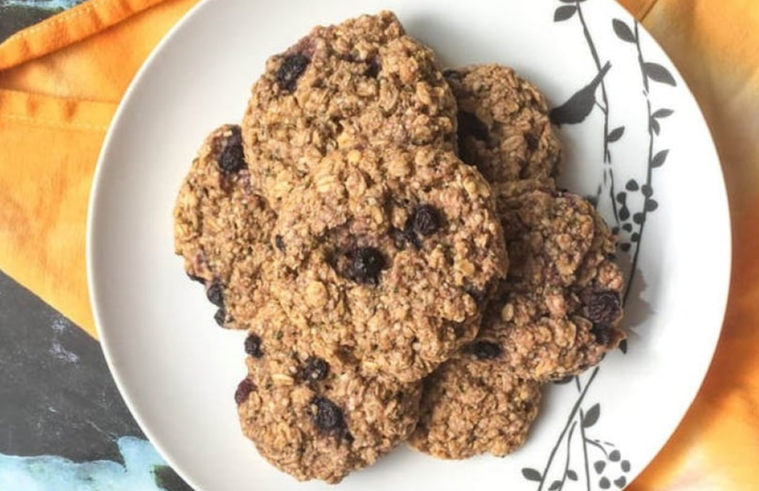 CannabisCulture's tweet photo. Make Your Own Blueberry Hemp Heart Cookies #HEMP #cookies #baking #food #eat https://t.co/5XT4OJFvC3 https://t.co/swZpkMeYqN