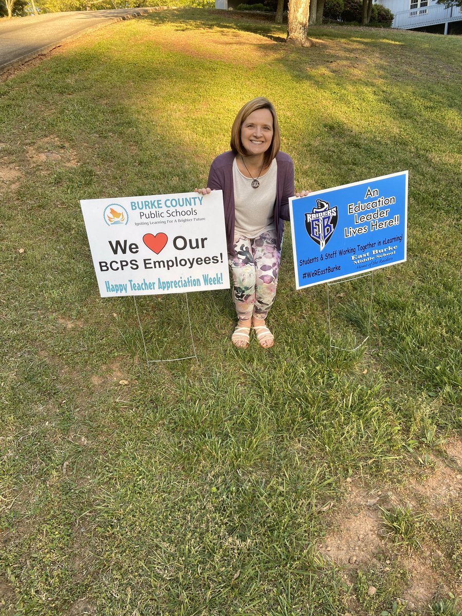 lwall92's tweet photo. So blessed to work with so many amazing teachers, principals, and administrators! Thank you BCPS for my signs!🍎📚❤️ #ignitelearningBCPS https://t.co/T8oS6puOJT