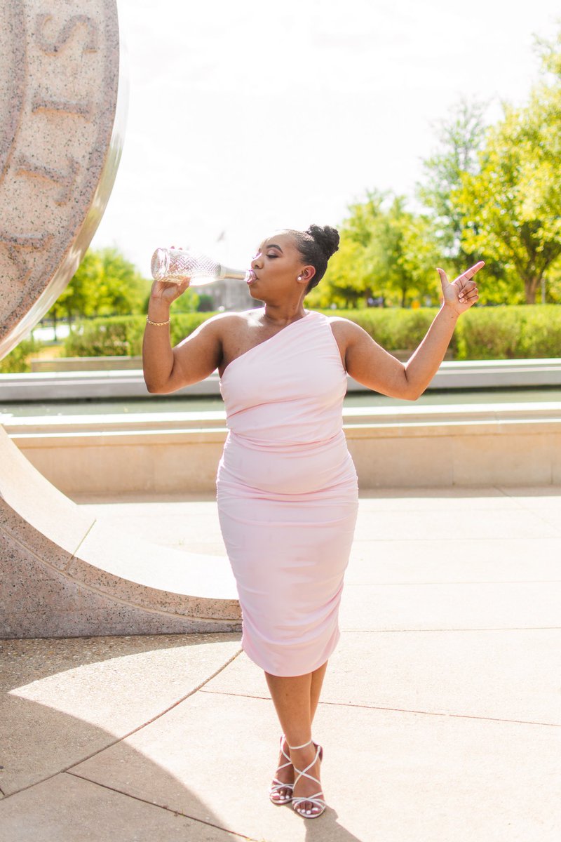 AmarisGabrielle's tweet photo. BSA Community Service Chair
NPHC Event Coordinator
Co-Founder, #StriveForWho
VP and President, Zeta Tau, Alpha Kappa Alpha Sorority, Inc.
...and now first generation college graduate. God did THAT. ✨
B.S. Human Development and Family Studies, minor in Health Professions 🎓 https://t.co/WWwlPNfYEw