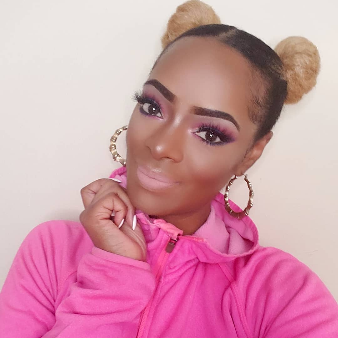 haillizforever's tweet photo. Nothing is more dangerous than a beautiful woman who is focused and unimpressed 👑
.
#quoteoflife #inspirationalthoughts #motivationalposts #pinkplanet #newbeginings #creatingmiracles #laboroflove #pinklipstick #blondebuns #blondehair #makeupgirl #happybeingme #thinklikeaqueen https://t.co/U2qPrWXSSa