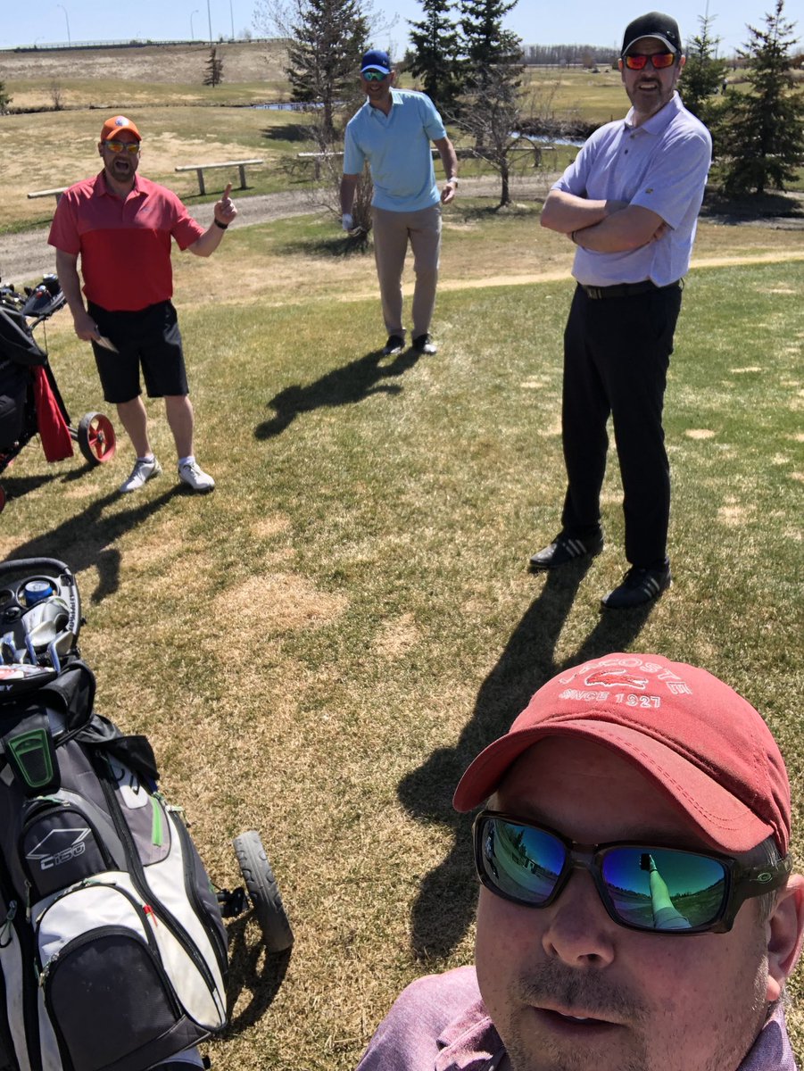 MarkJCarder's tweet photo. Great to get out and play today! Thanks to the staff for safely providing an outlet for us! #firstroundoftheyear https://t.co/uTGHbWD5Th