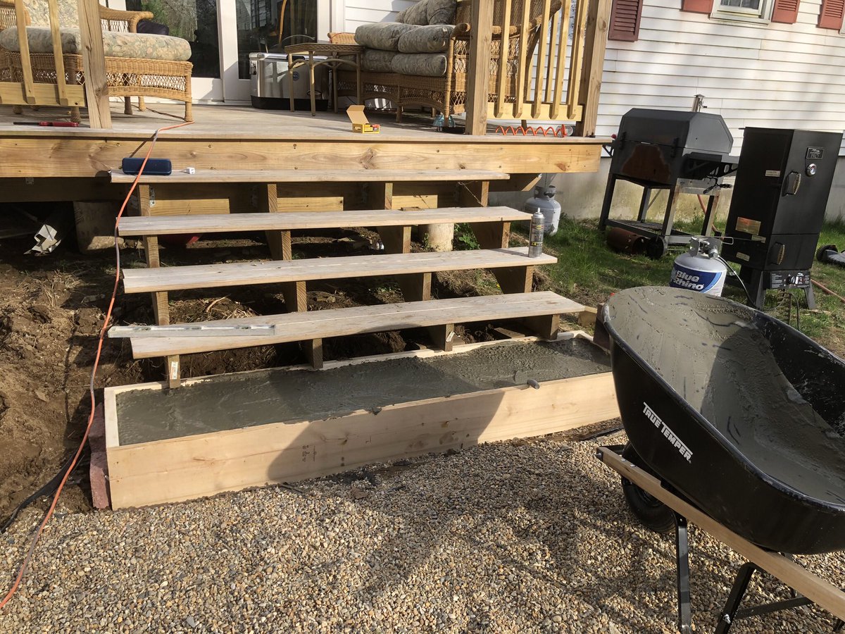 nancy_p_1015's tweet photo. Busy busy bees here
Started another “quick” project of painting the shutters . Looks way better. And boys worked on back yard pergola and concrete step off our deck
#ourfixerupper #smallupgrades https://t.co/Nitt3Spjt8