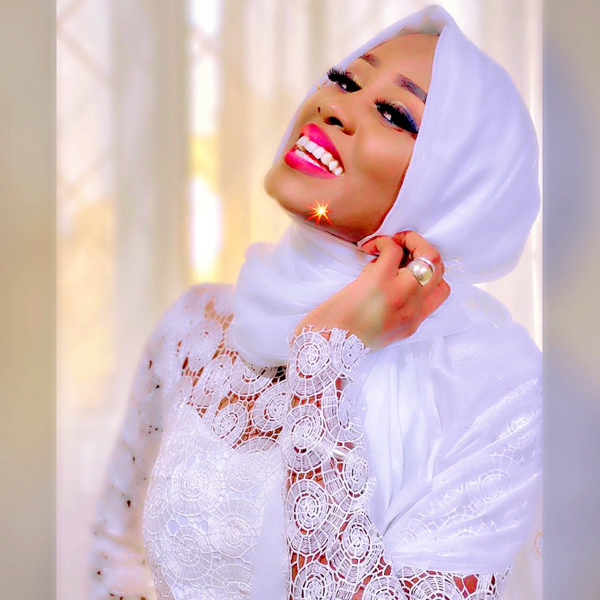 QueenBizMusic's tweet photo. Ramadan Mubarack 
Balenma  akk Balnalen🙏🙏🙏
#shinninglikeadiamond💎 https://t.co/qD2wktVJGX