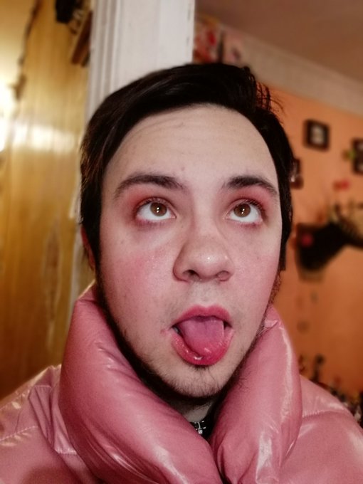 A little bit of make up and #ahegao   #transguy #ftm https://t.co/aODYhpf7KN<a href="/tag/ahegao"class="tags">#ahegao</a><a href="/tag/transguy"class="tags">#transguy</a><a href="/tag/ftm"class="tags"><span>#ftm</span></a>