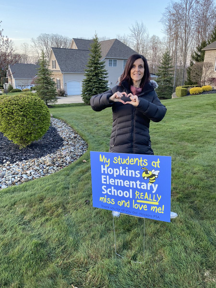 Thanks <a href="/PTAHopkins/">Hopkins PTA</a> for the special surprise. It sure did brighten my day. Missing all the students,families and staff at Hopkins! Sending everyone a virtual hug! ❤️#onceacard #hopkinsptarocks