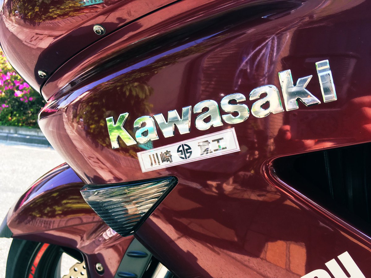Sou Zzr1400 Kawasakiエンブレム交換 旧車タイプ