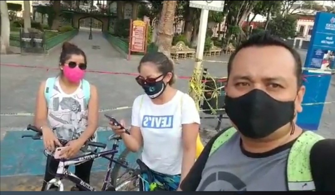 yessayala's tweet photo. Hoy en #LosImplicados nos tocó salir con los amigos de #Bicitlan #Atlixco. Ponerse del lado del otro y comprender que hay que respetar al ciclista 🚴 https://t.co/oMhKXVOabA