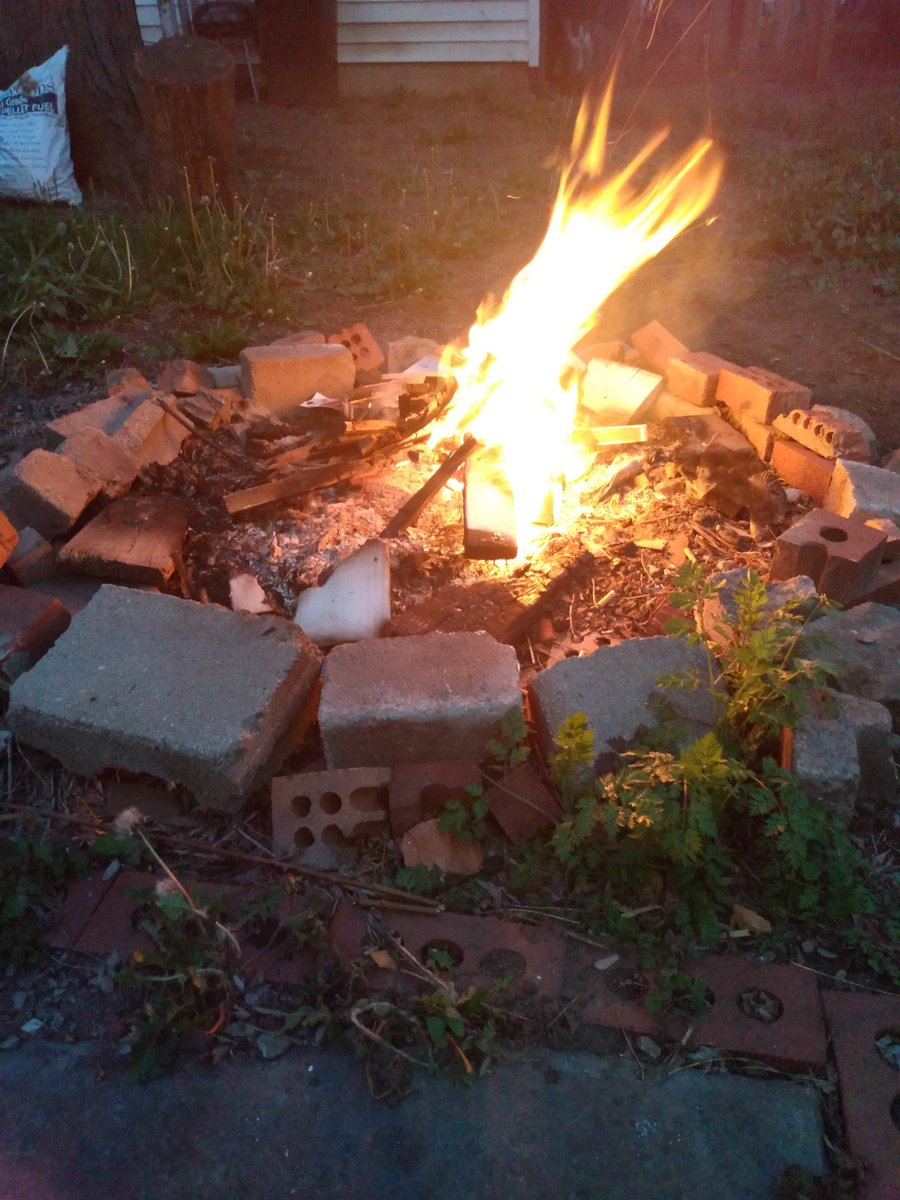 willymurder's tweet photo. Nothin like burnin the monotony https://t.co/b5SRen5lJn