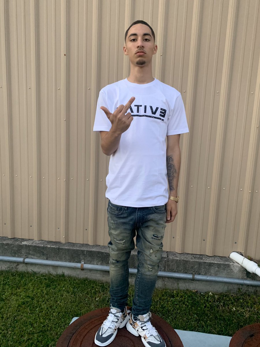 Gwhiiite's tweet photo. all them L’s that I took was just Lessons 🐍 #RR https://t.co/WaZG8ff0sb